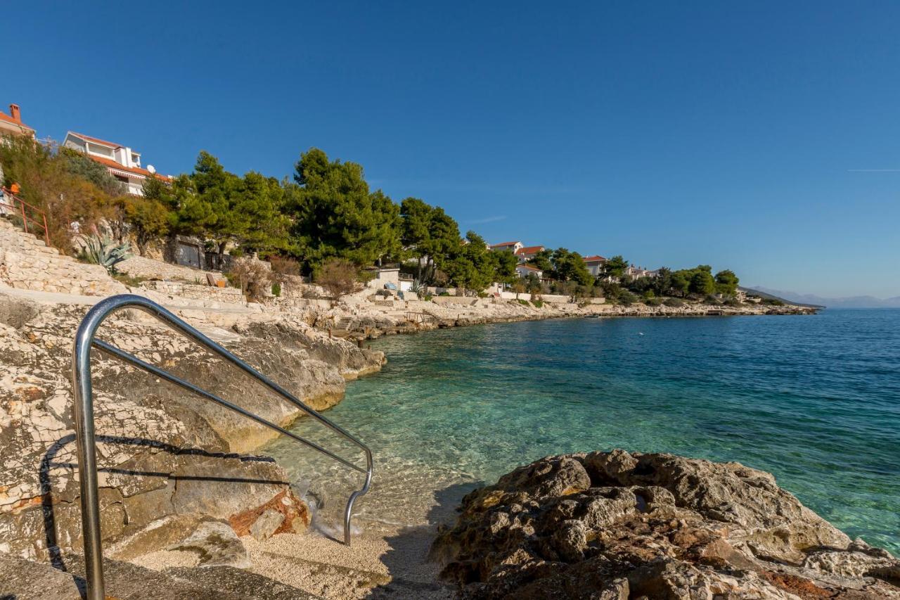 Apart Sa Terasom 250M Od Plaze,Parking,Wi Fi,Rostilj Trogir Ngoại thất bức ảnh