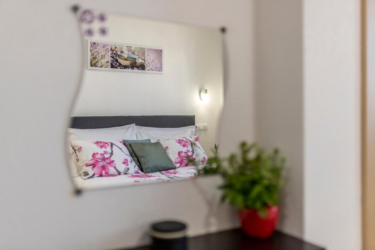 Apart Sa Terasom 250M Od Plaze,Parking,Wi Fi,Rostilj Trogir Ngoại thất bức ảnh