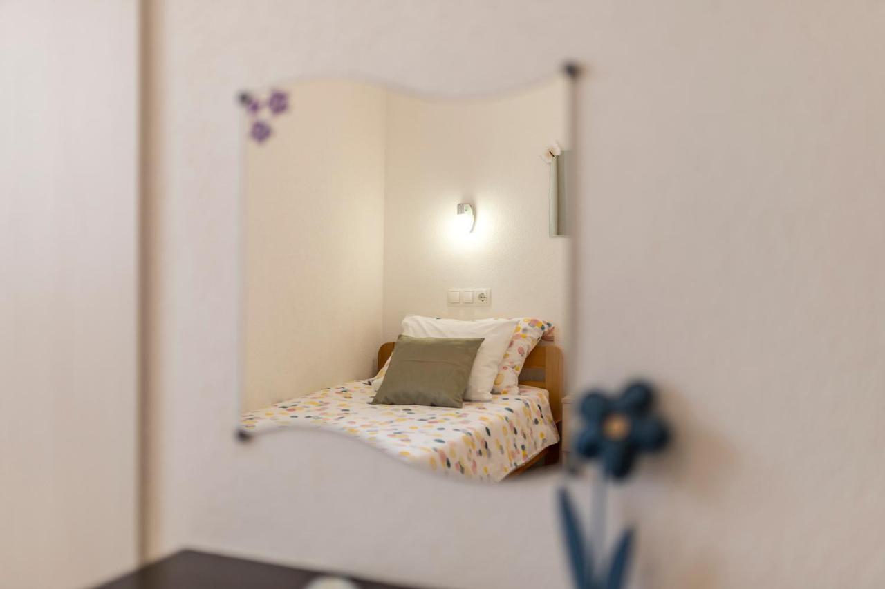 Apart Sa Terasom 250M Od Plaze,Parking,Wi Fi,Rostilj Trogir Ngoại thất bức ảnh