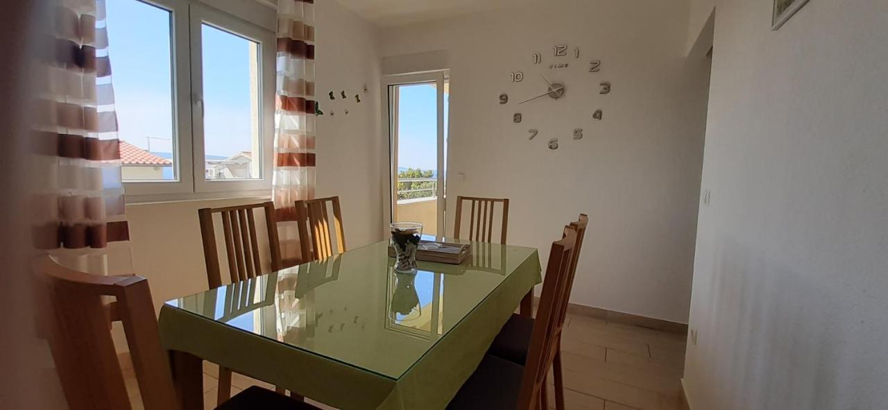 Apart Sa Terasom 250M Od Plaze,Parking,Wi Fi,Rostilj Trogir Ngoại thất bức ảnh