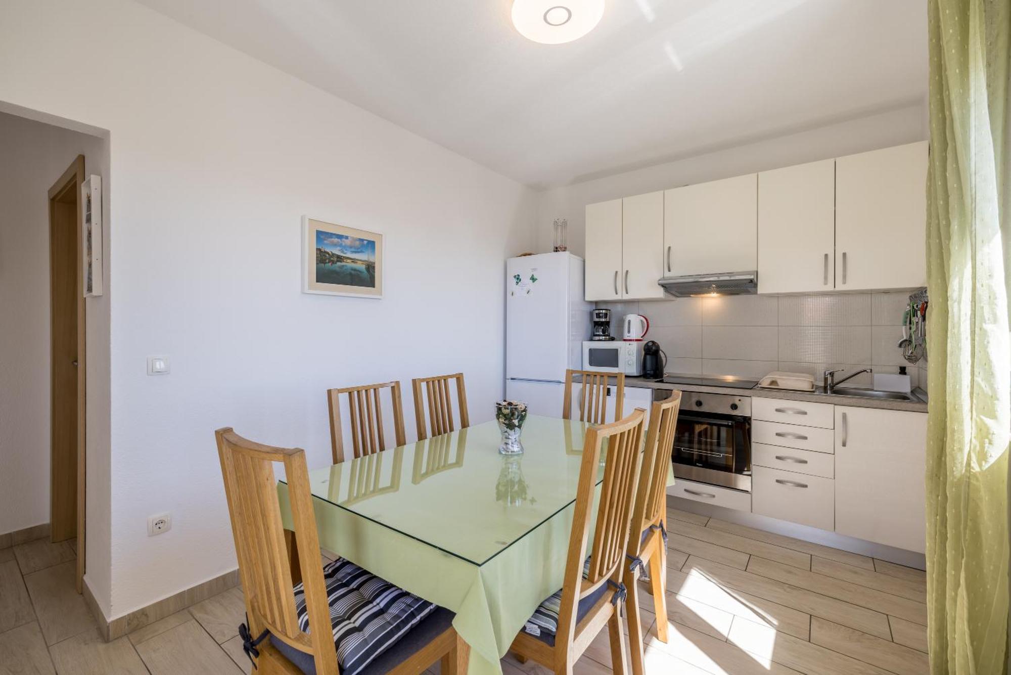 Apart Sa Terasom 250M Od Plaze,Parking,Wi Fi,Rostilj Trogir Ngoại thất bức ảnh