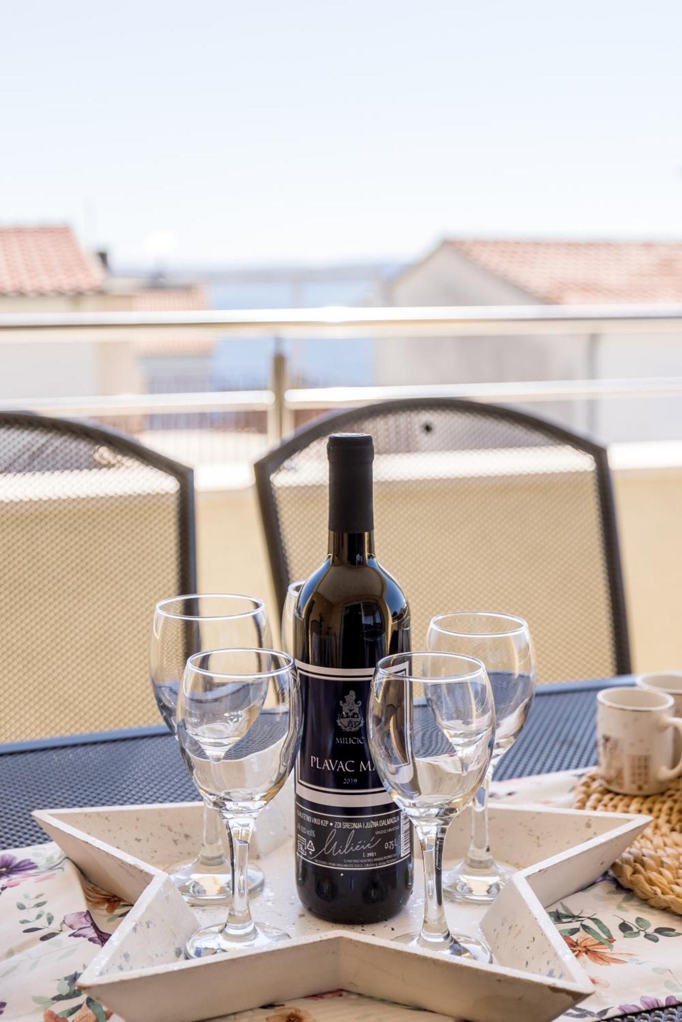 Apart Sa Terasom 250M Od Plaze,Parking,Wi Fi,Rostilj Trogir Ngoại thất bức ảnh
