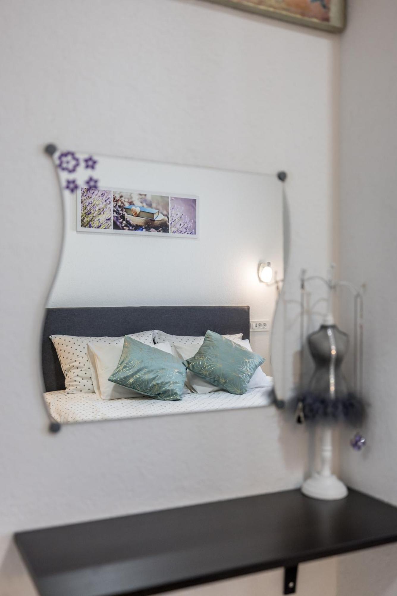Apart Sa Terasom 250M Od Plaze,Parking,Wi Fi,Rostilj Trogir Ngoại thất bức ảnh