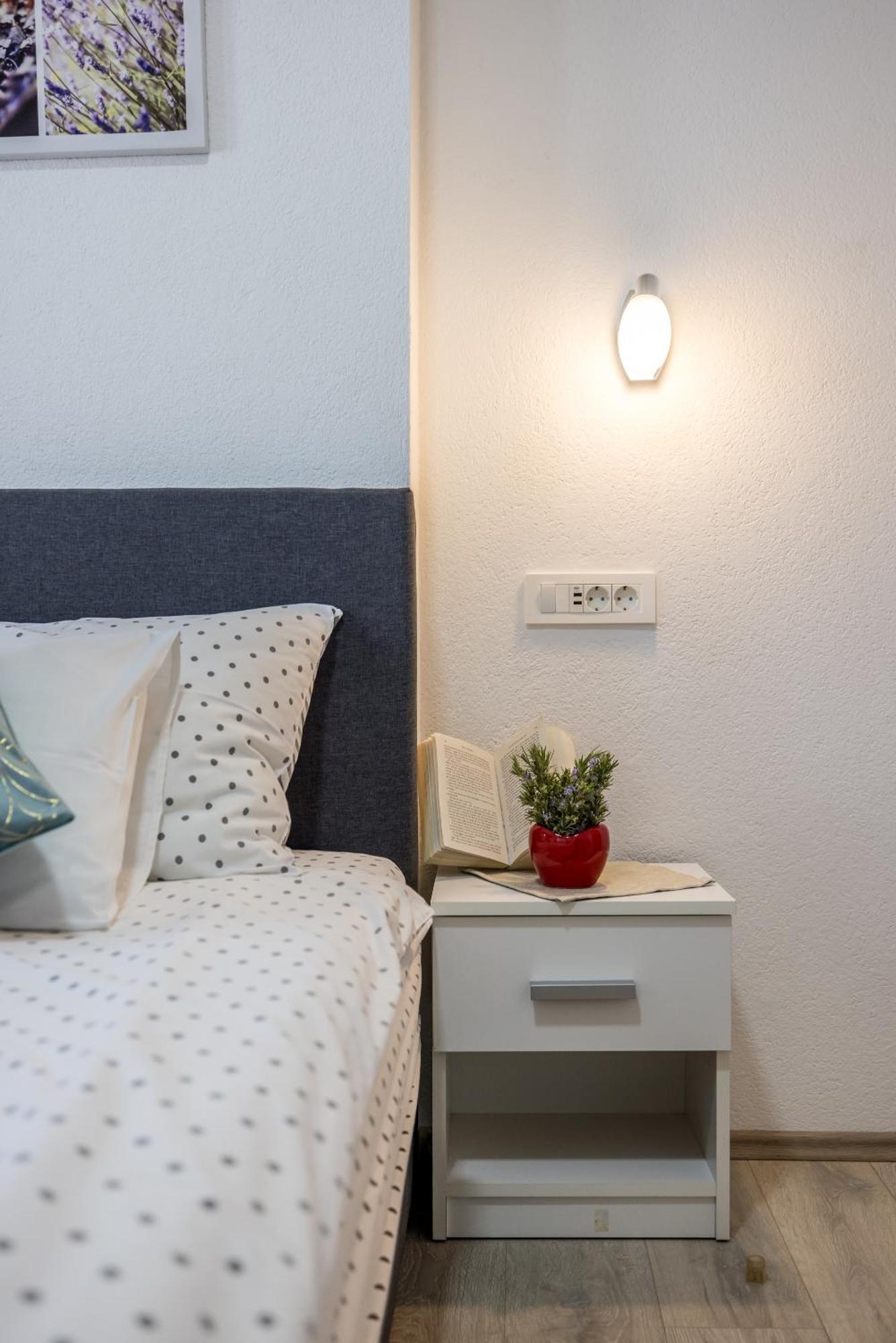Apart Sa Terasom 250M Od Plaze,Parking,Wi Fi,Rostilj Trogir Ngoại thất bức ảnh